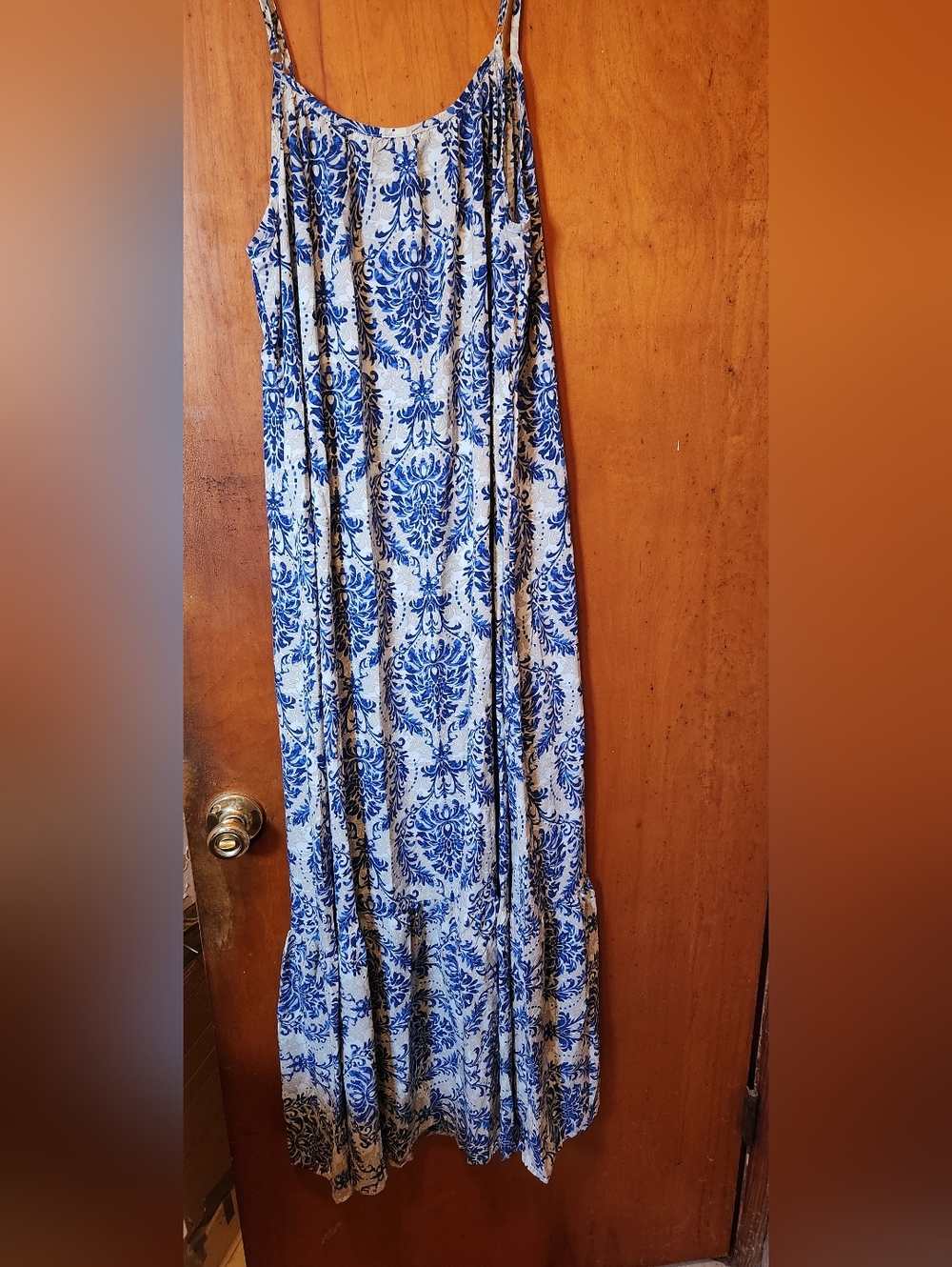 Dokotoo Blue & White Printed Maxi Dress